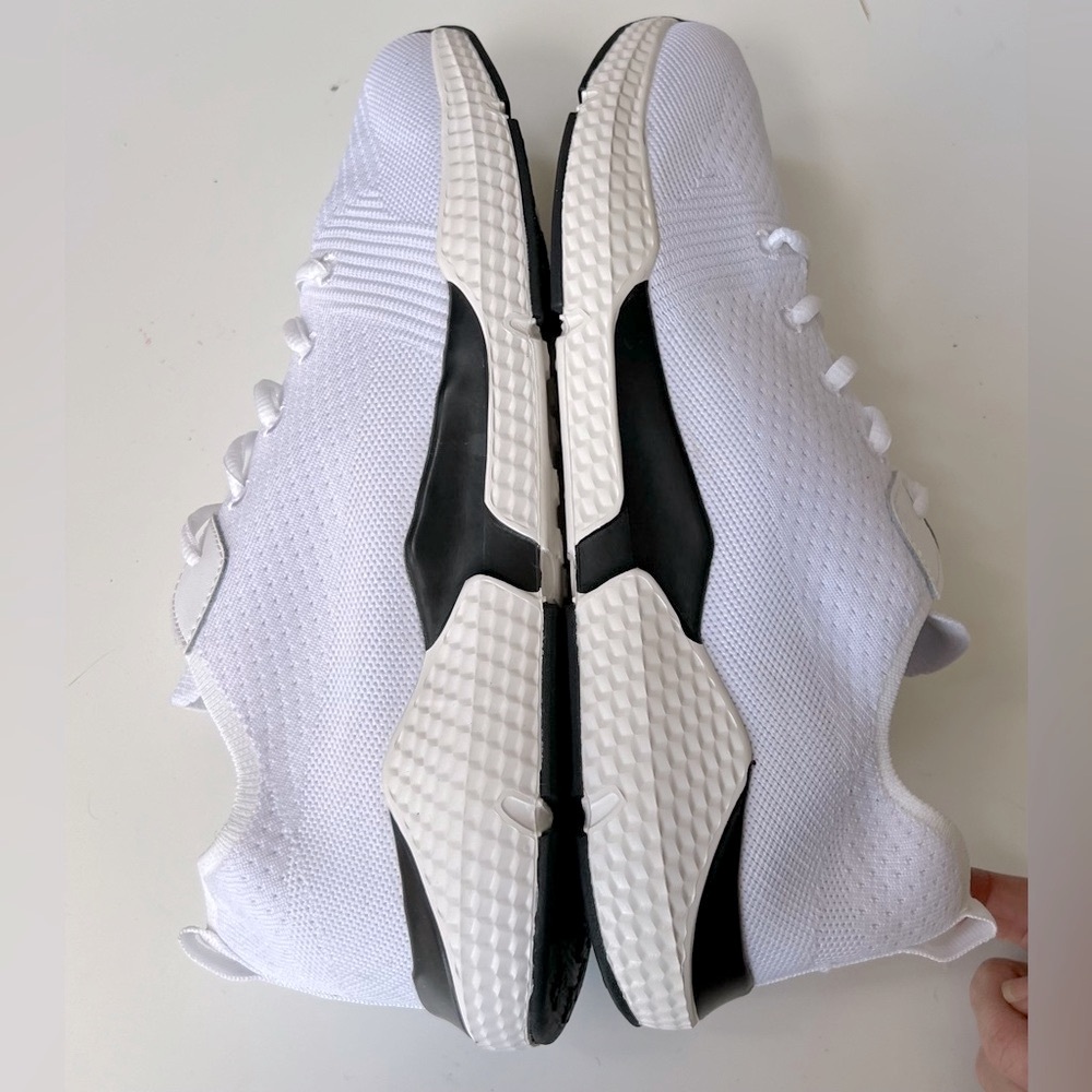 American Eagle Men’s White & Black Athletic Shoes, Sz 10, NWOB